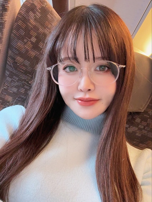 青坂あおい