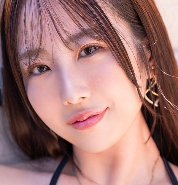 青坂あおい