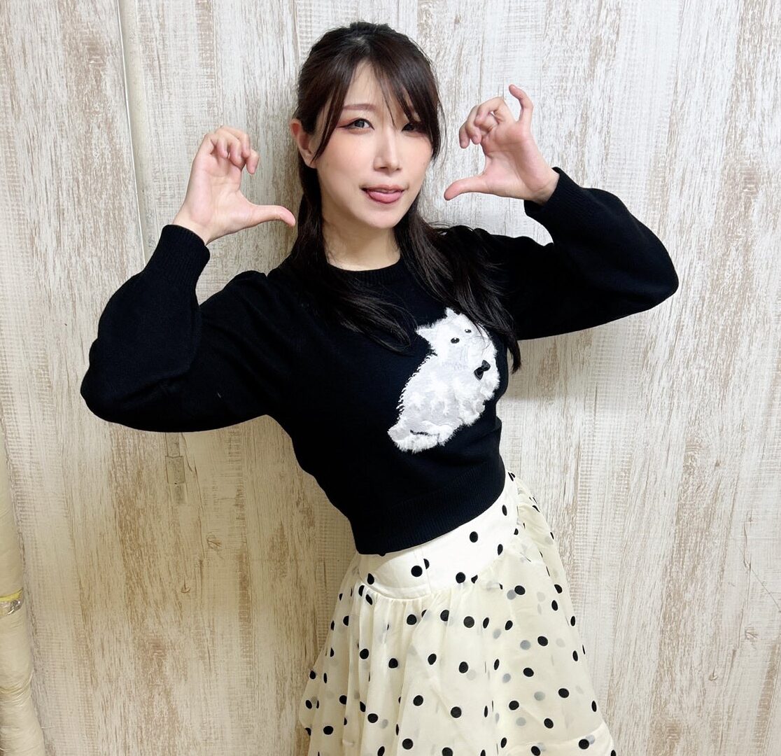 青坂あおい
