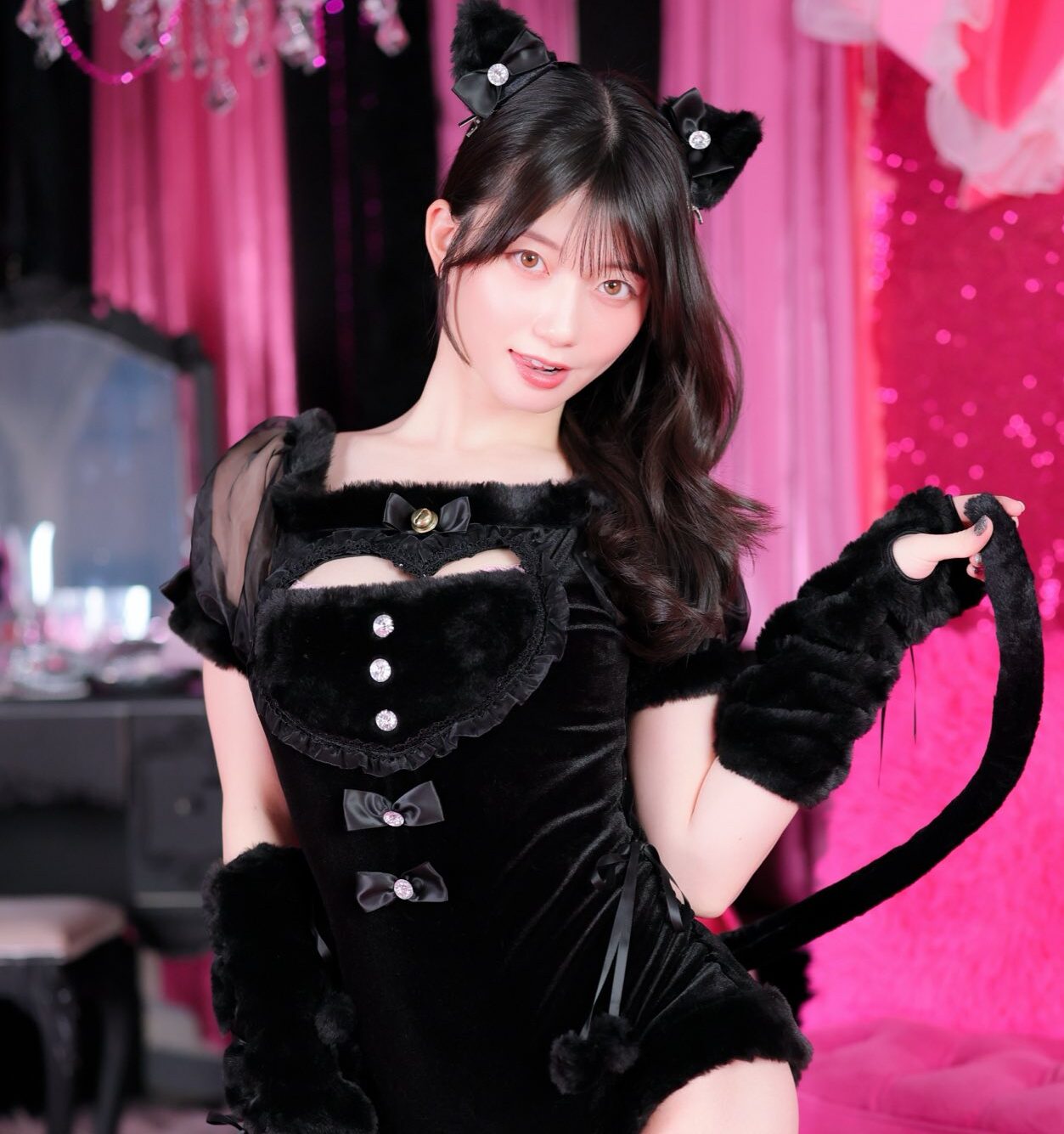 青坂あおい